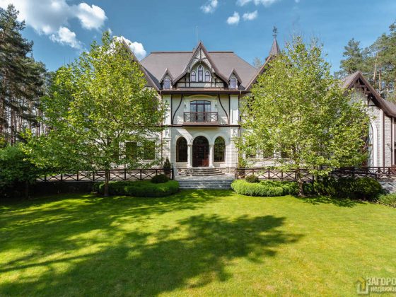 Поместье Гостомель, Пуща-Сосновая