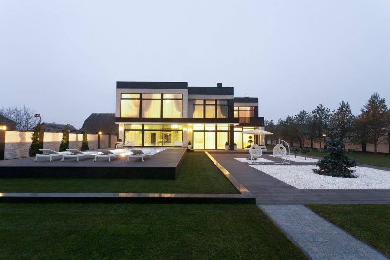 Дом в стиле ар-деко