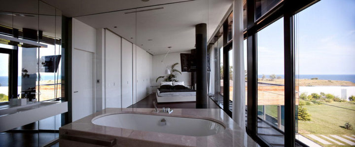 Резиденция с видом на море