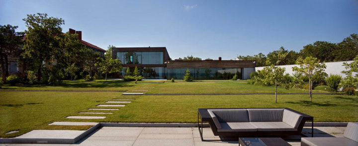 Резиденция с видом на море