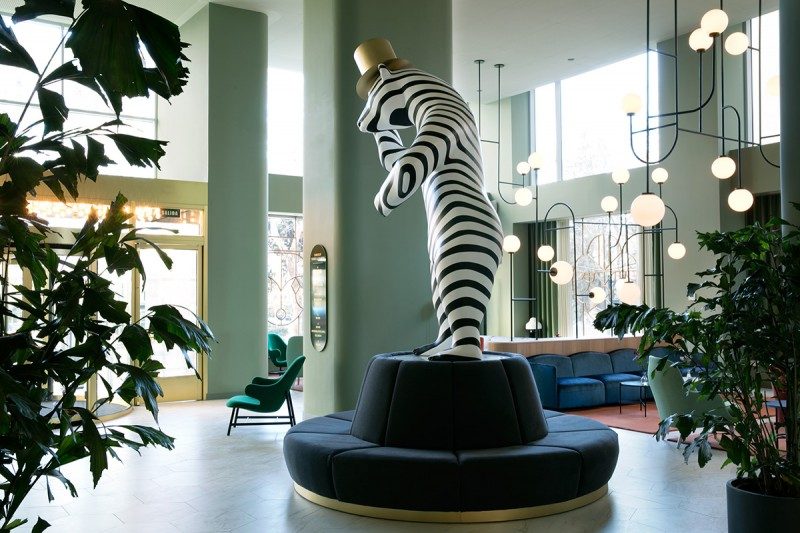 Jaime Hayon оформил отель Barceló Torre Madrid