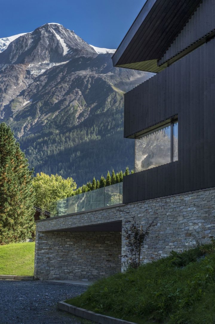 Интересный дом в горах Франции