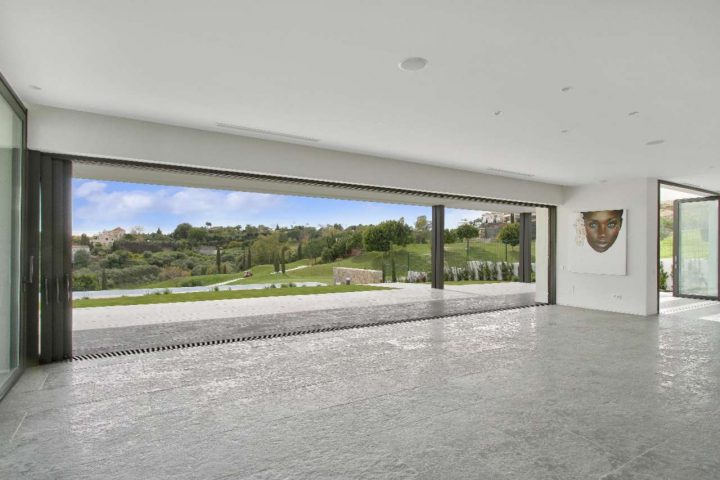 Вилла в Испании