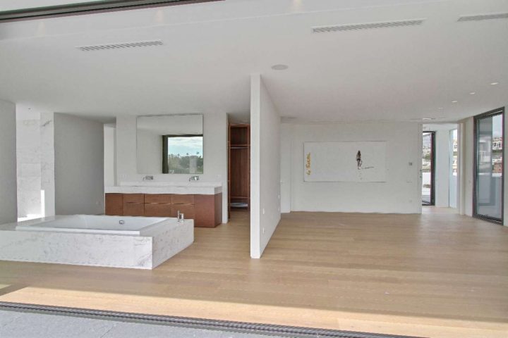 Вилла в Испании