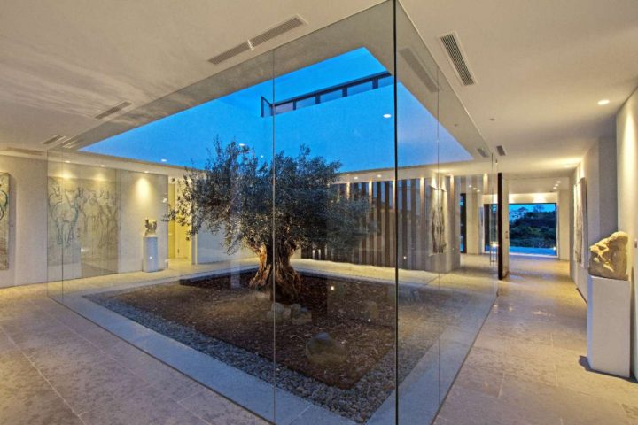 Вилла в Испании