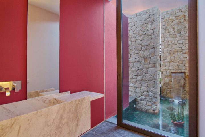 Вилла в Испании