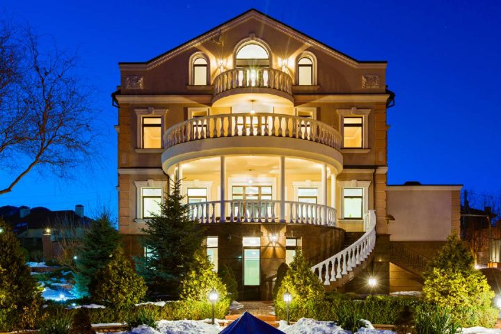 Роскошная резиденция в Лесниках