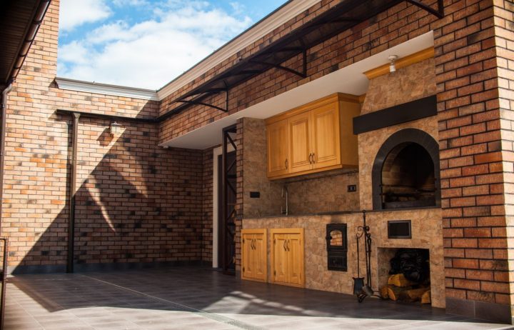 Дом в современном стиле в Голосеевском районе