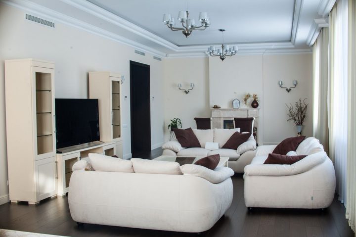 Дом в современном стиле в Голосеевском районе