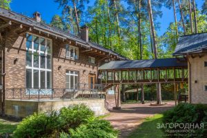 Элегантный загородный дом