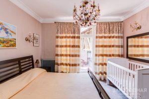 Элегантный загородный дом