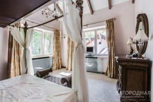 Элегантный загородный дом