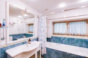 Элегантный загородный дом