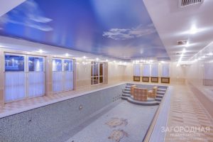 Элегантный загородный дом