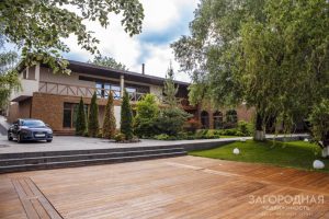 Дом у реки в Конча-Заспе