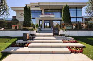 Zoloche Avenue — Станьте частью коттеджного городка!