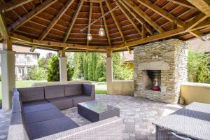 Дом на Большой дамбе в Козине