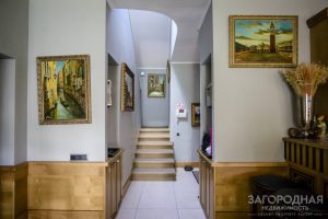 Дом на Большой дамбе в Козине