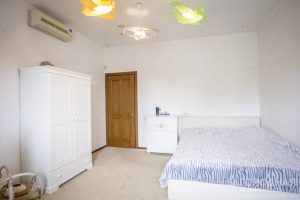 Дом на Большой дамбе в Козине