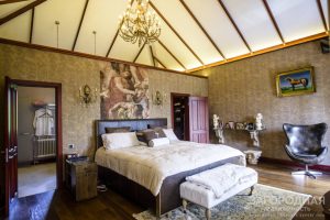 Дом на Большой дамбе в Козине