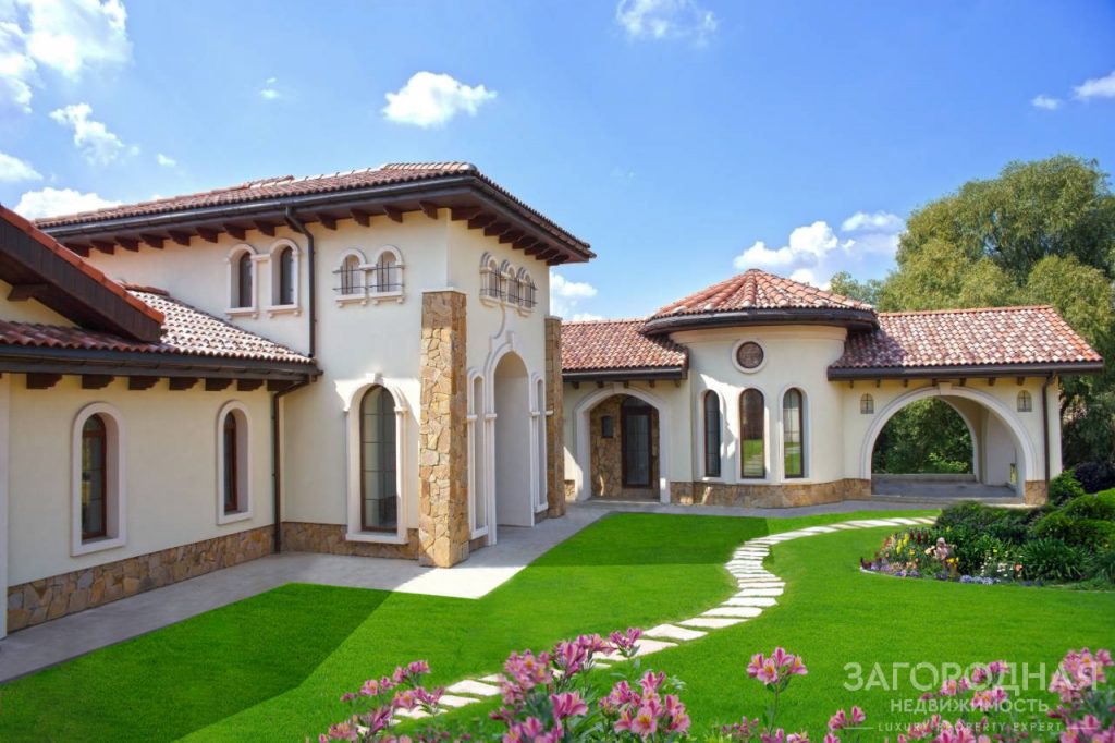 Дом в средиземноморском стиле в Чабанах