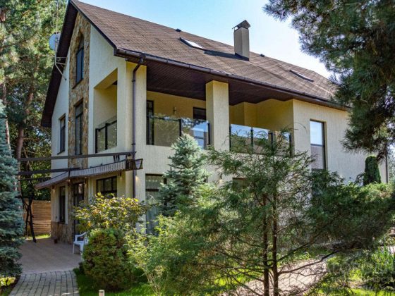 Коттедж в Конча-Заспе