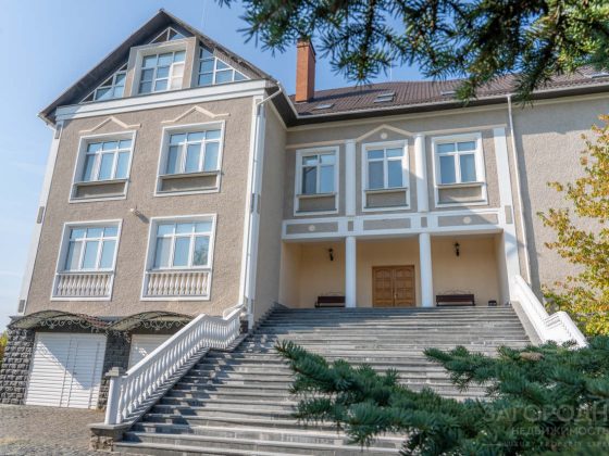 Аренда большой усадьбы в Конча-Заспе